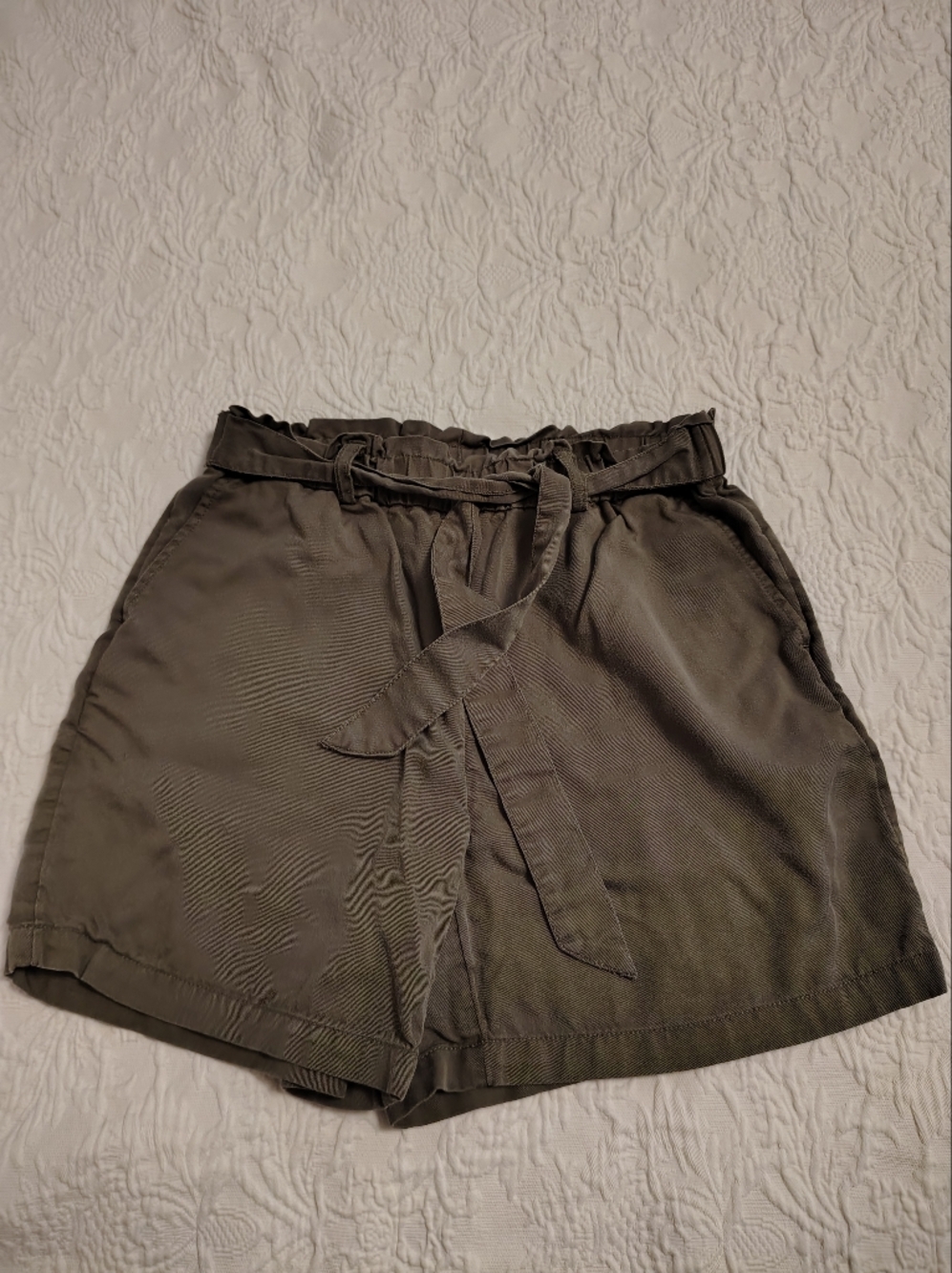 High-Rise Paperbag Waist Women’s Shorts - Olive
